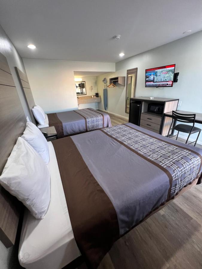 Continental Inn And Suites Nacogdoches Tx Sfa University Downtown المظهر الخارجي الصورة