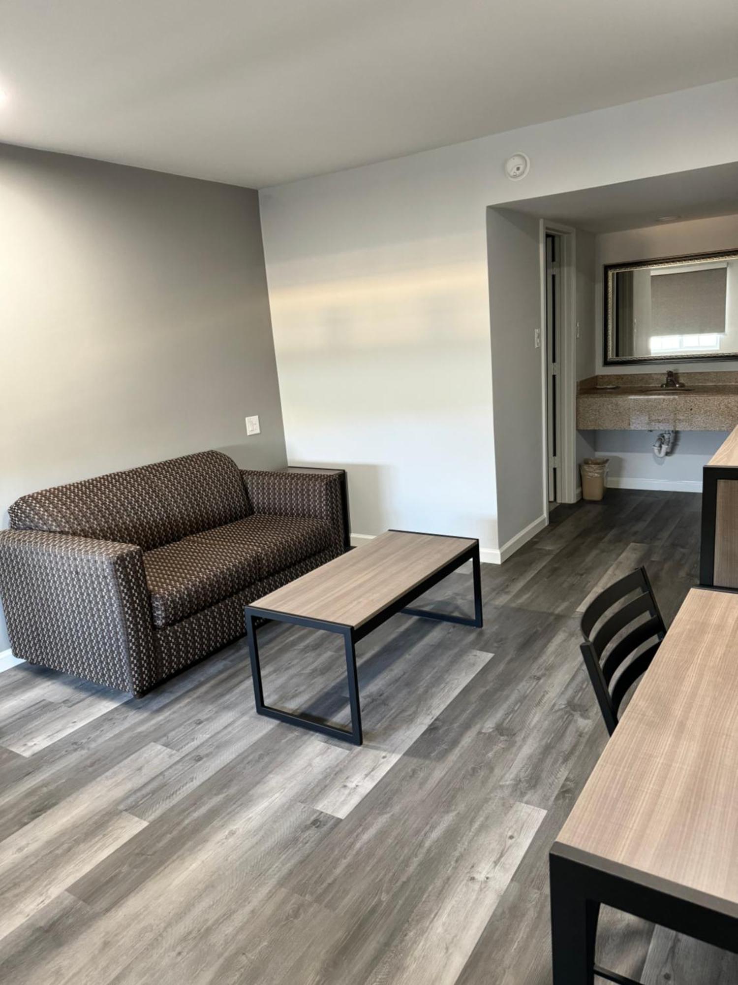 Continental Inn And Suites Nacogdoches Tx Sfa University Downtown المظهر الخارجي الصورة