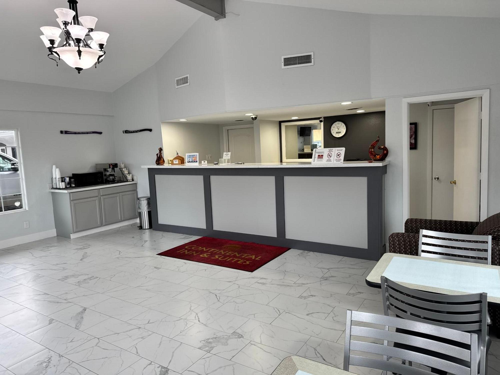 Continental Inn And Suites Nacogdoches Tx Sfa University Downtown المظهر الخارجي الصورة