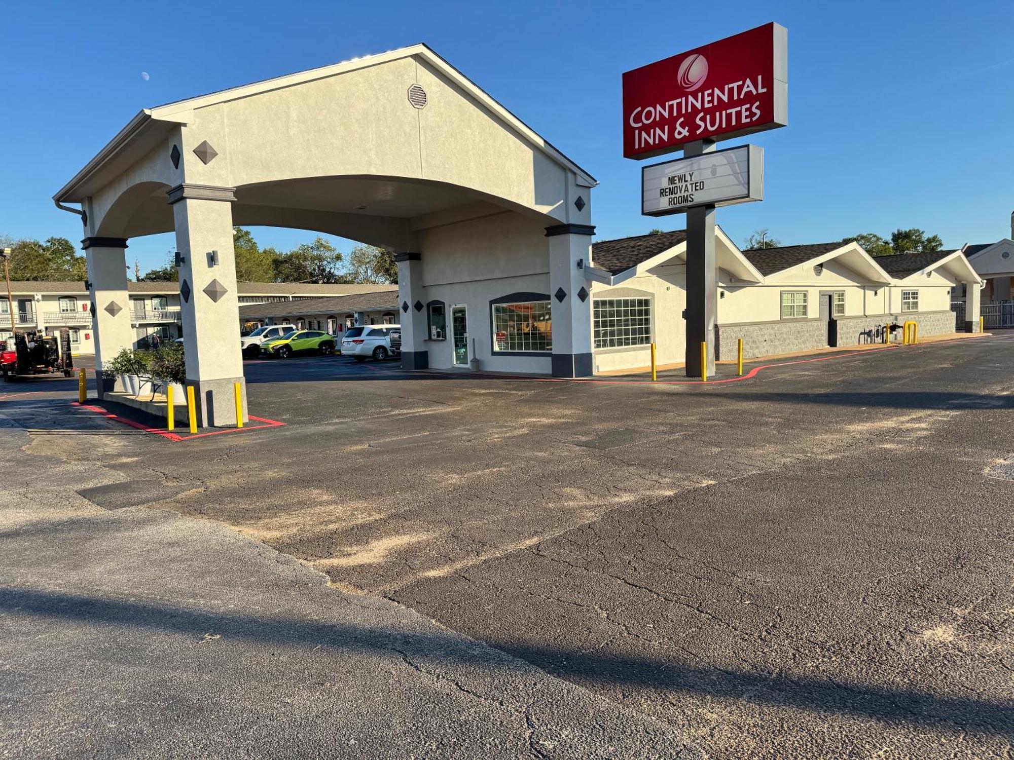 Continental Inn And Suites Nacogdoches Tx Sfa University Downtown المظهر الخارجي الصورة